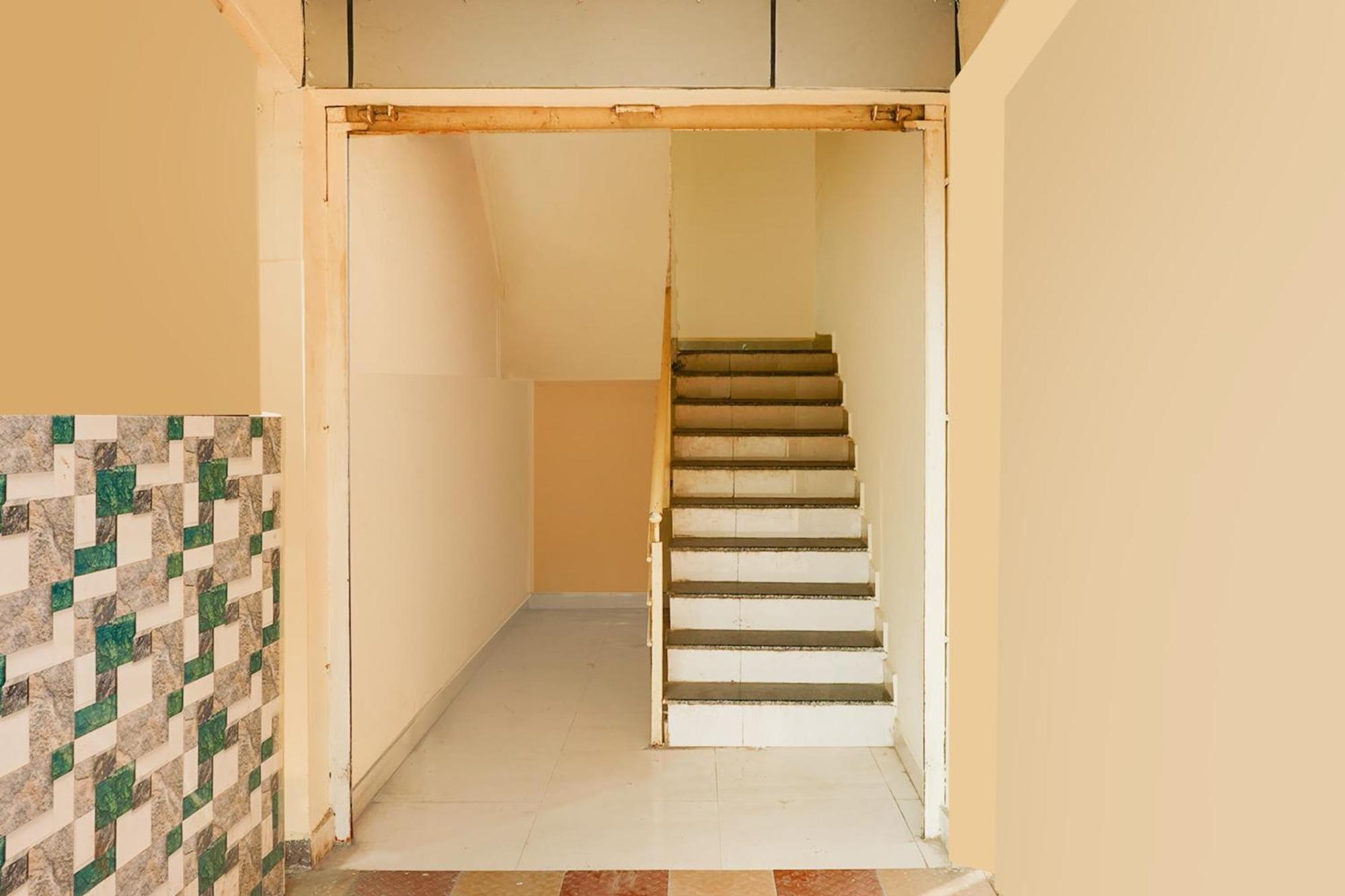 Super Townhouse Marathahalli Near Klm Fashion Mall Bangalore Exterior photo