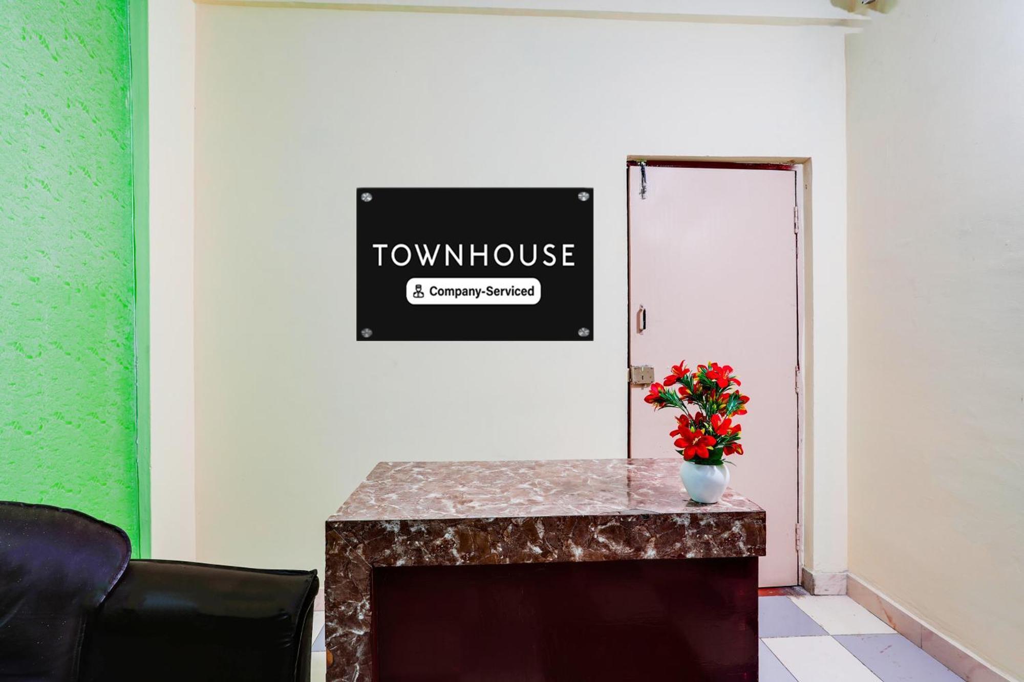 Super Townhouse Marathahalli Near Klm Fashion Mall Bangalore Exterior photo